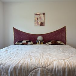 12” King Size Mattress with FREE Bed Frame – Like New