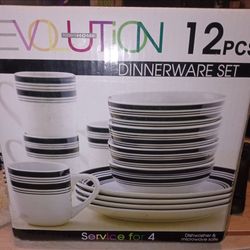 New in box dinnerware set