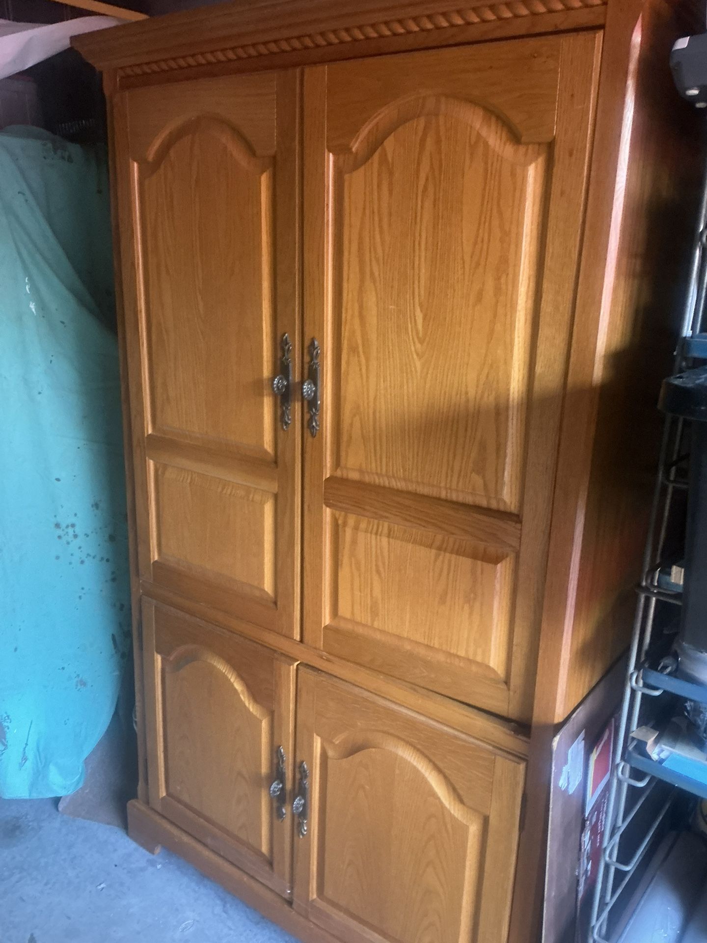 Armoire