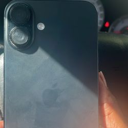iPhone 16 Plus