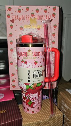 Strawberry Shortcake Makeup  Dress Hello Kity Kpop 