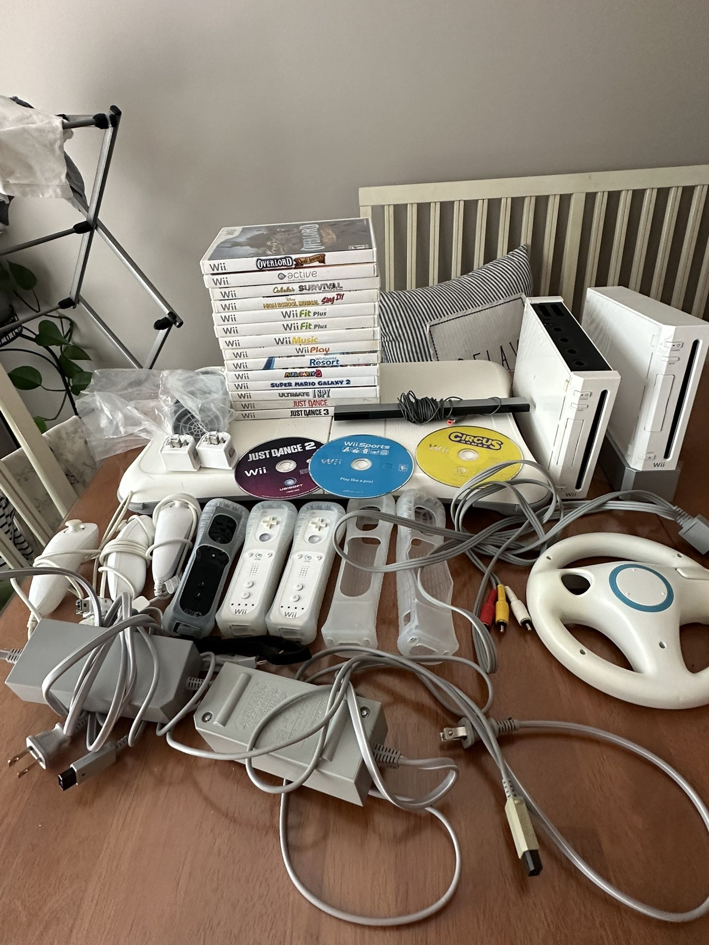 Wii Console Bundle