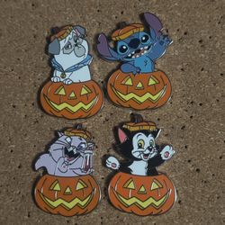 Disney Pins 