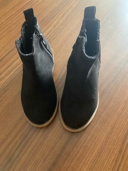 Toddler girl boots 8C