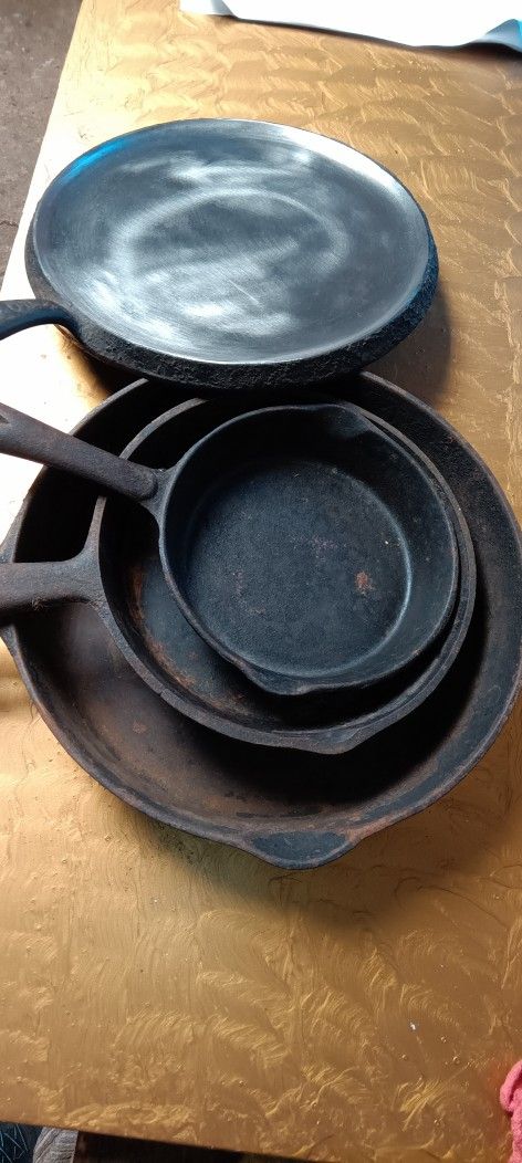 Cast Iron Skillets