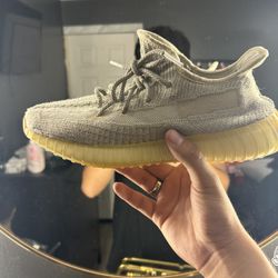 Yeezy 350 boost size 9 used 