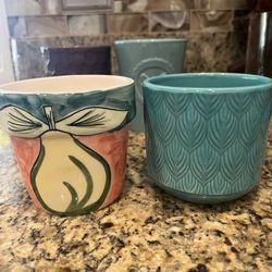 Ceramic pots for small  plants