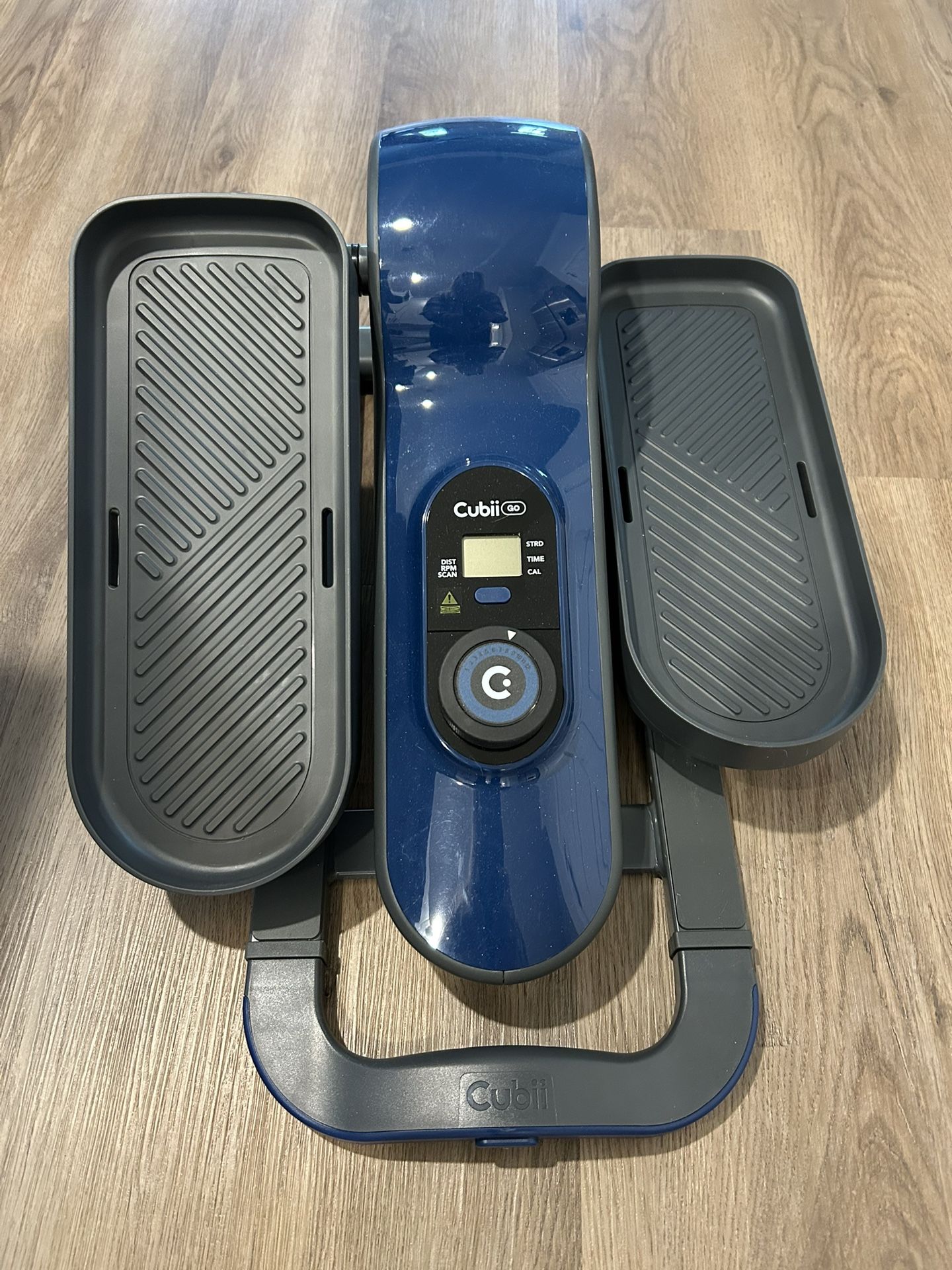 Cubii Seated Elliptical Rolling