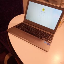 Chromebook O,S