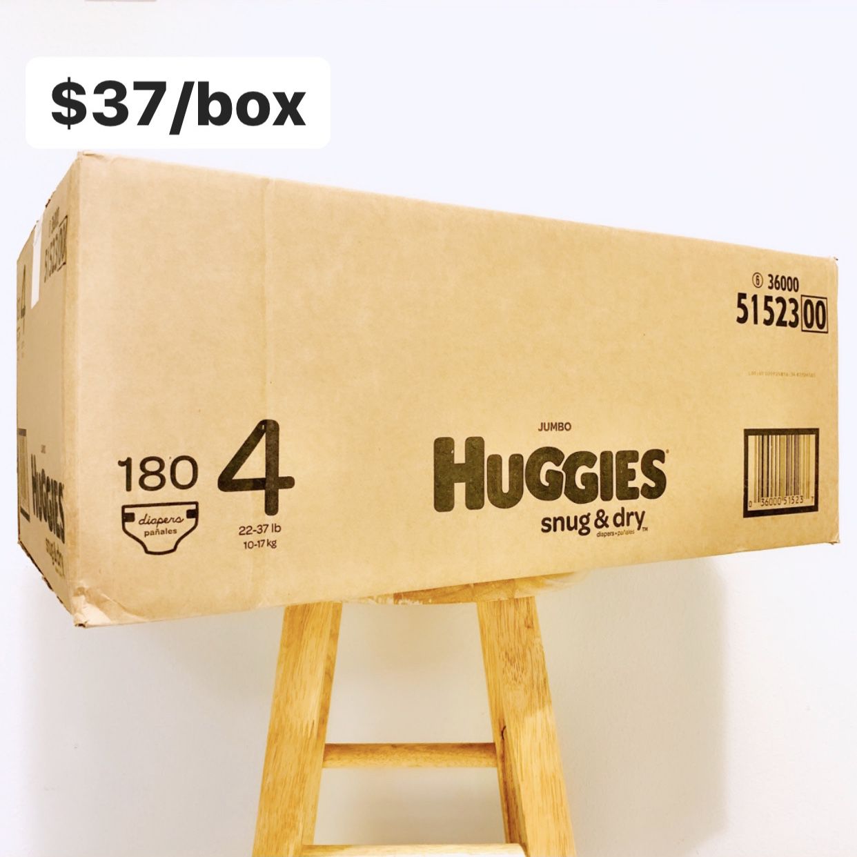 Size 4 (22-37 lbs) Huggies Snug Dry (180 baby diapers)