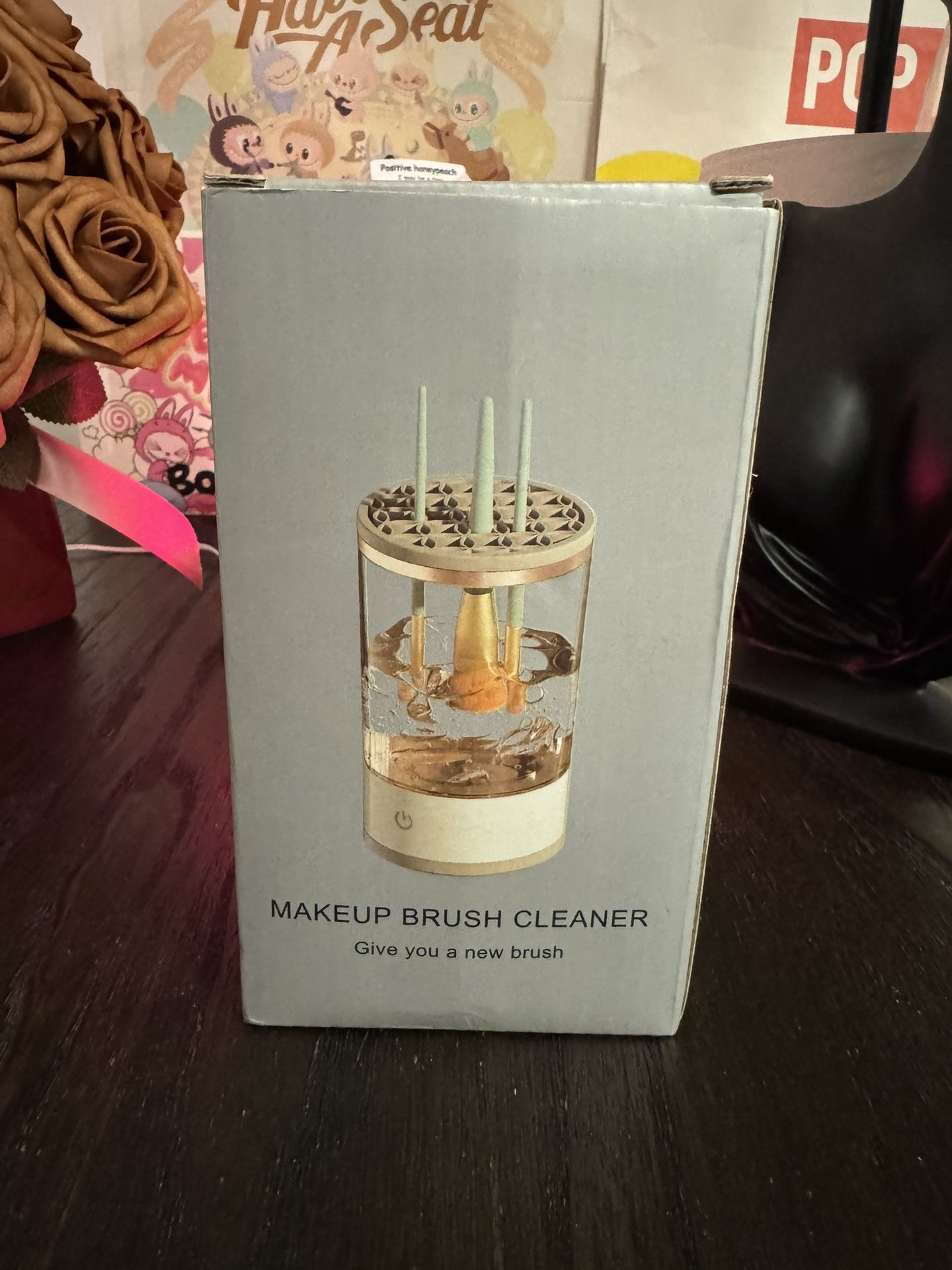 BNEW make Up Brush cleaner