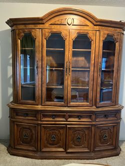 Antique Bernhardt Hibriten China Cabinet