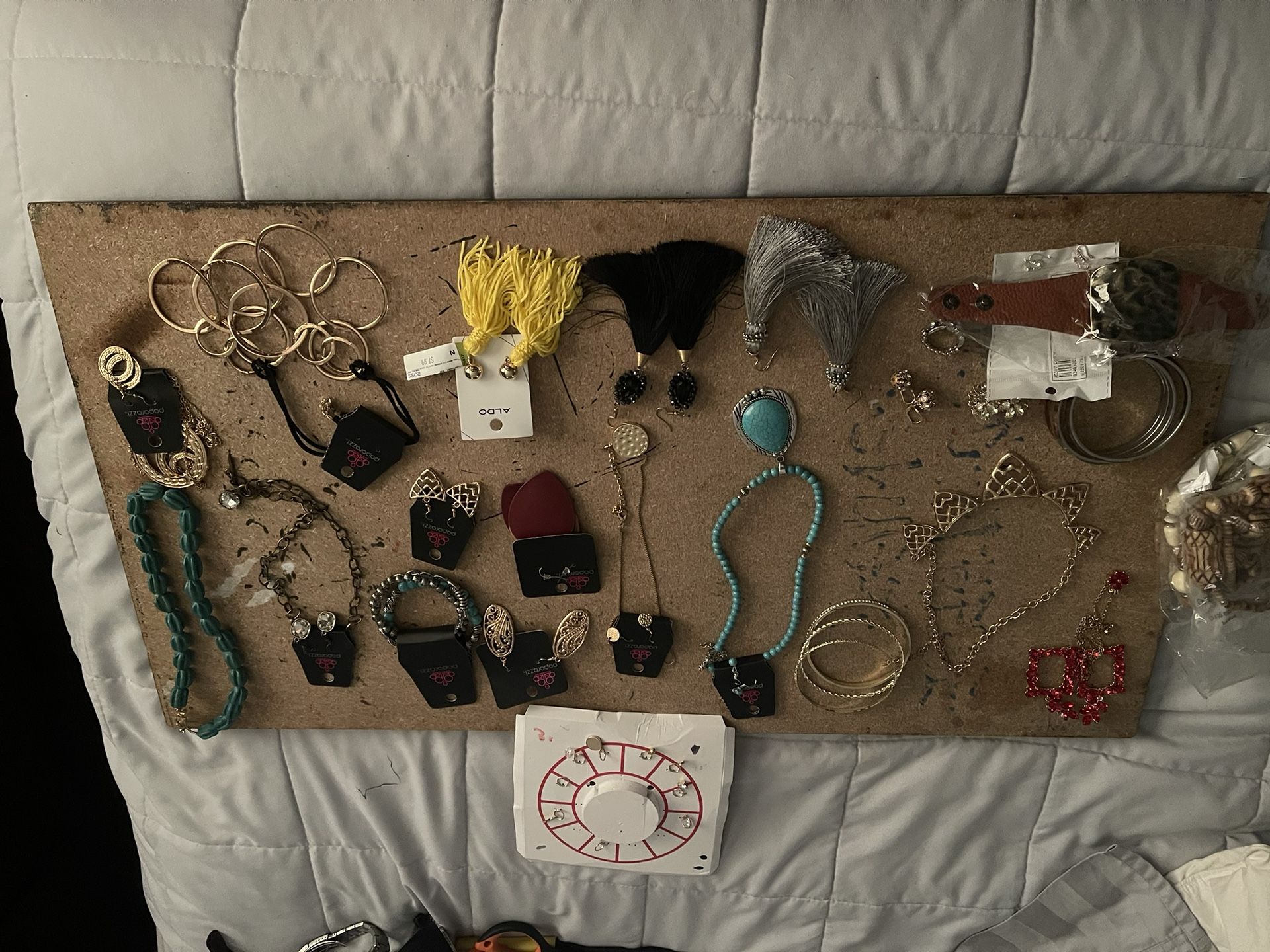 Woman’s Miscellaneous Jewelry