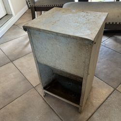 Automatic Dog Feeder