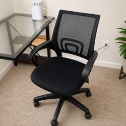 Black Mesh Chair