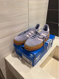 6 1/2 womens Gazelle Bold J (never worn)
