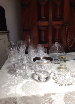 Lot of 21 Pieces of Crystal