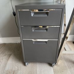 Filing Cabinets