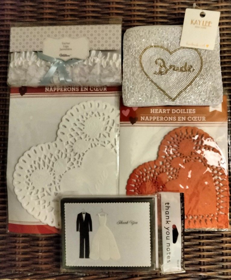 Wedding Accessories And Decor Set
