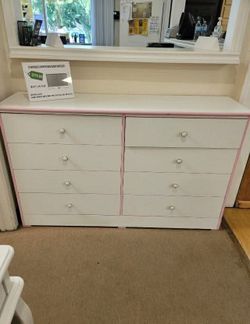 Cw 8 Drawers Color White / Pink