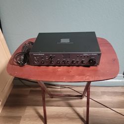 Bass Amp Head