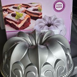 New Cake Pan