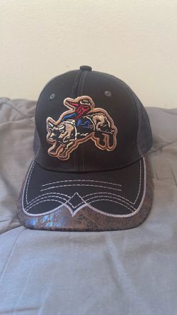 Black and grey bull rider hat