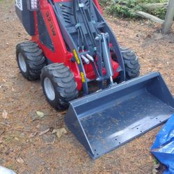 Spread Top Soil & Gravel 