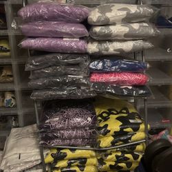 Sp5der ,vlone , Bape 