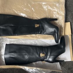 Micheal Kors Leather Boots
