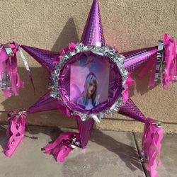 Taylor Swift 3D Star Pinata