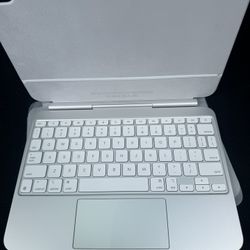 Apple iPad Magic Keyboard 