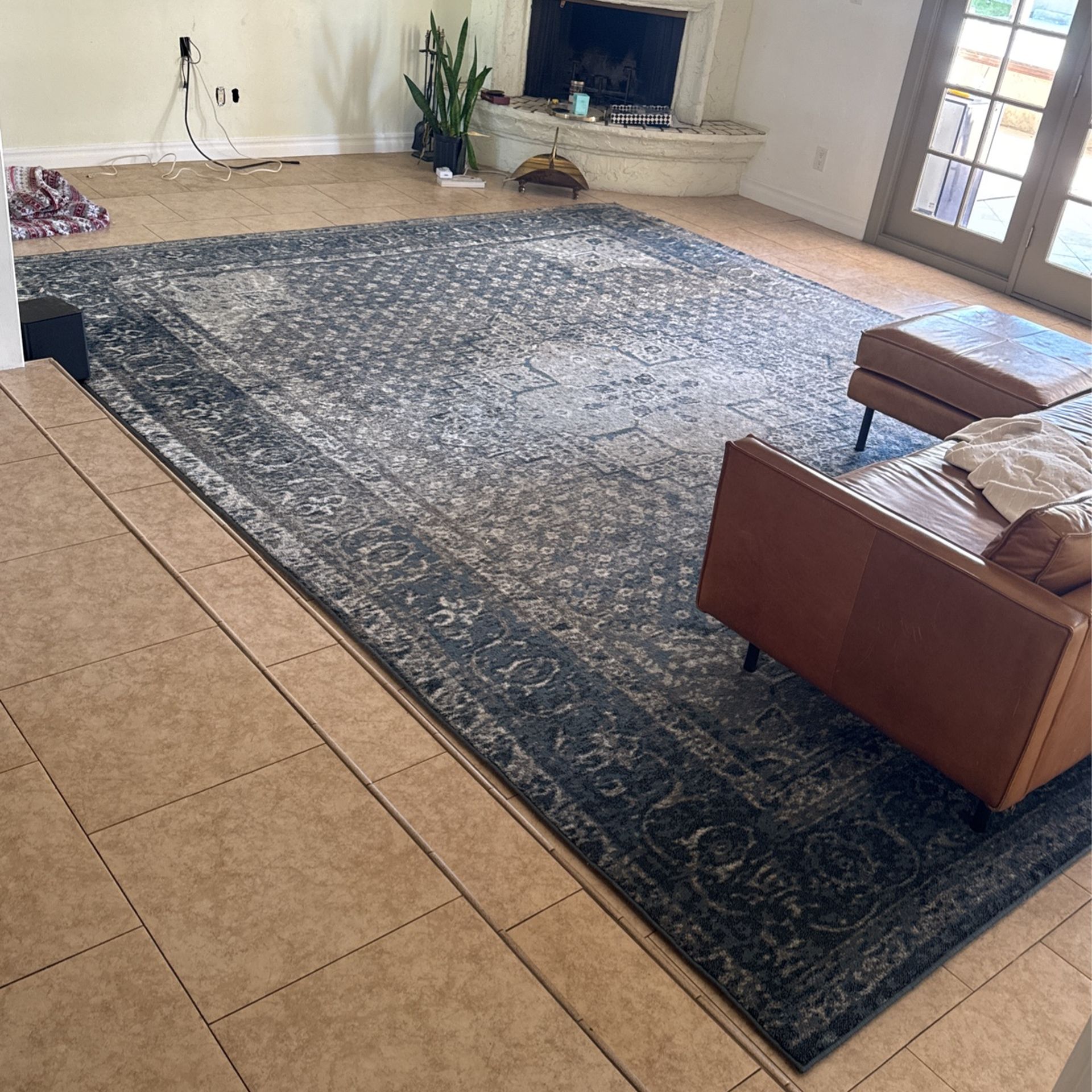 16’x12’ Large Area Rug for Sale in Mesa, AZ - OfferUp