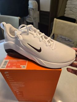 New Nike Air Zoom Bella 7 size 9w