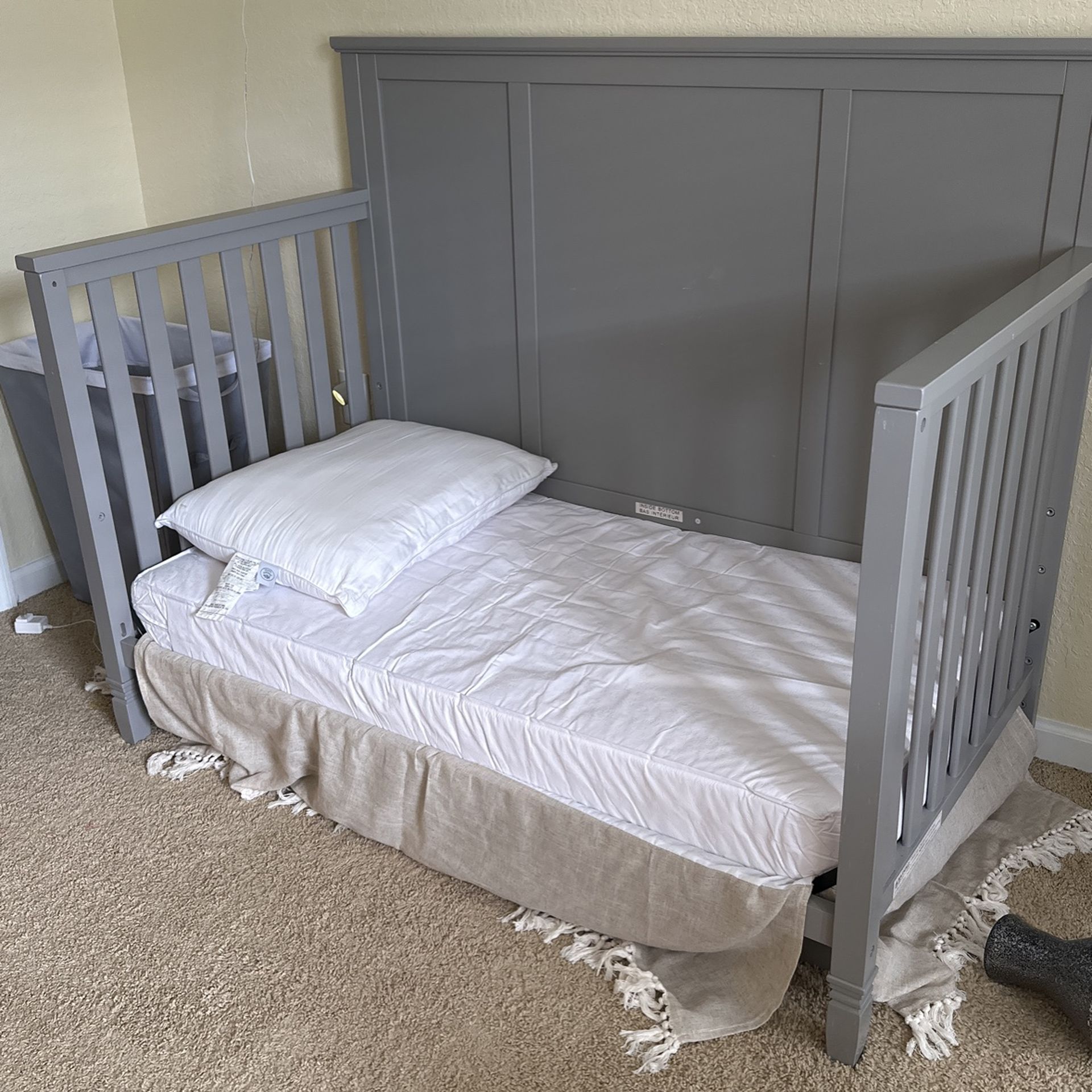 Baby/toddler Bedroom Set 