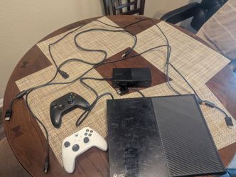 Xbox One (Works Well)