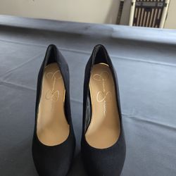 Jessica Simpson Black Suede Pumps