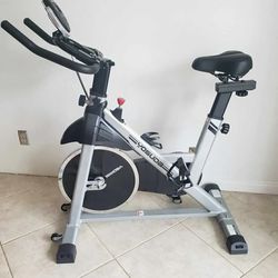 Like New Exercise Bike – Fully Assembled – Smooth & Quiet