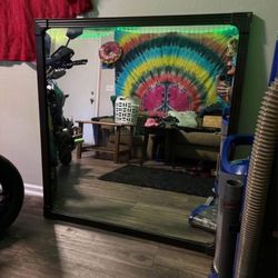 Medium sized mirror