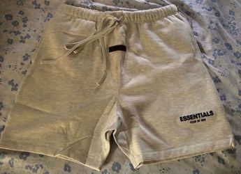 Essentials shorts size XL