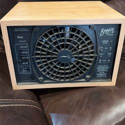 BREEZE AT by EcoQuest Air purifier and Sanitizer