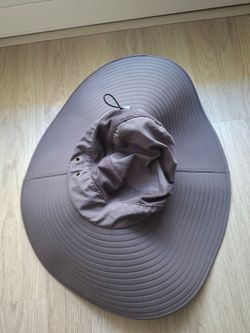 Large brim hiking hat