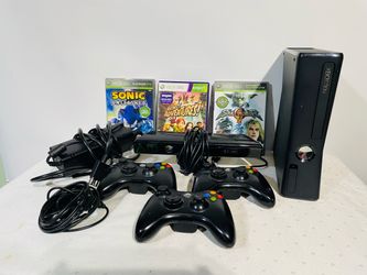 Xbox 360 Console Bundle 3 Controllers Kinect 3 Games Sonic Soulcalibur IV Gaming