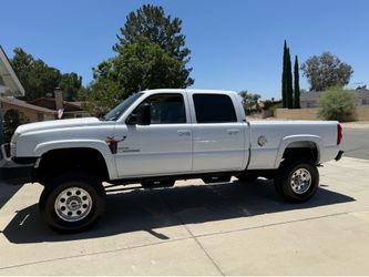2005 Chevrolet Silverado 2500 HD Crew Cab