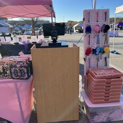 Checkout Stand
