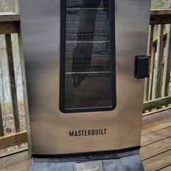 Masterbuilt Electric Smoker