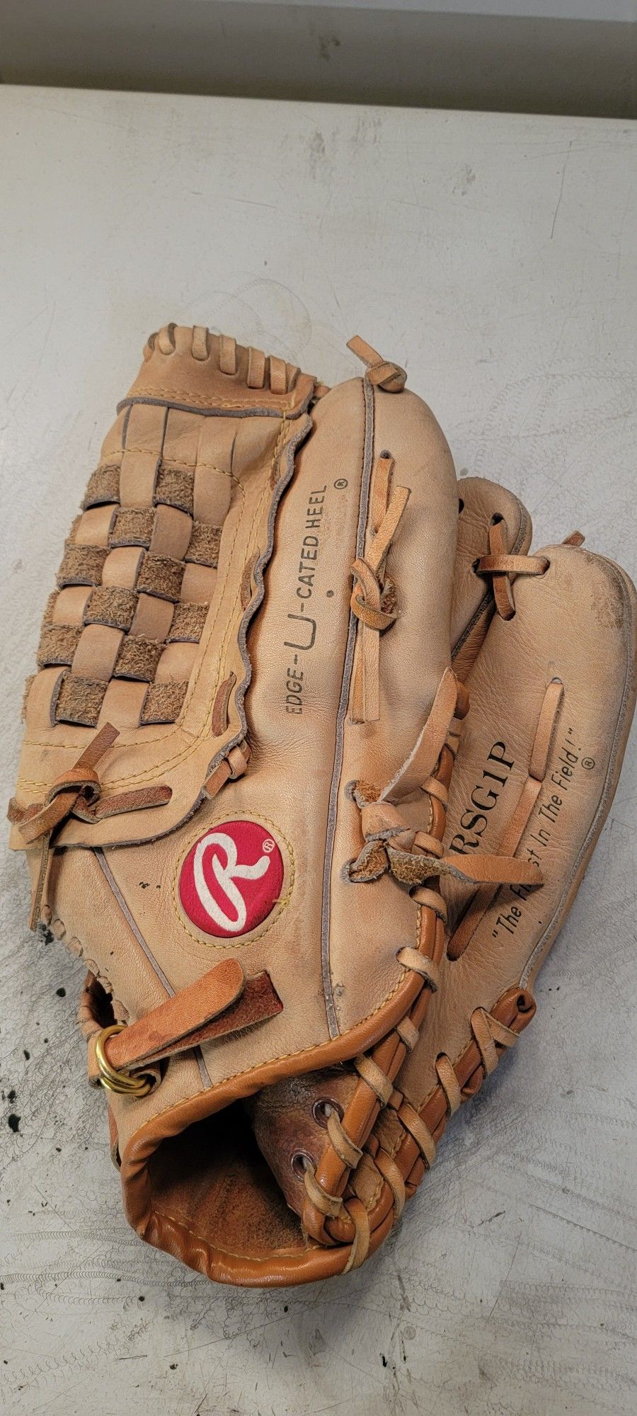 13" Rawlings Baseball Glove Broken In