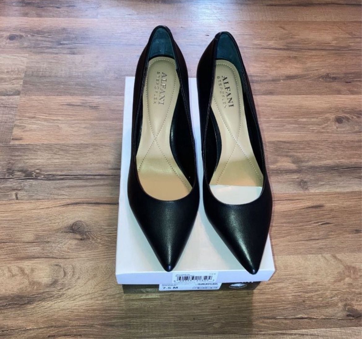 New, Alfani Women’s Step ‘N Flex Pumps, Black Size 7.5