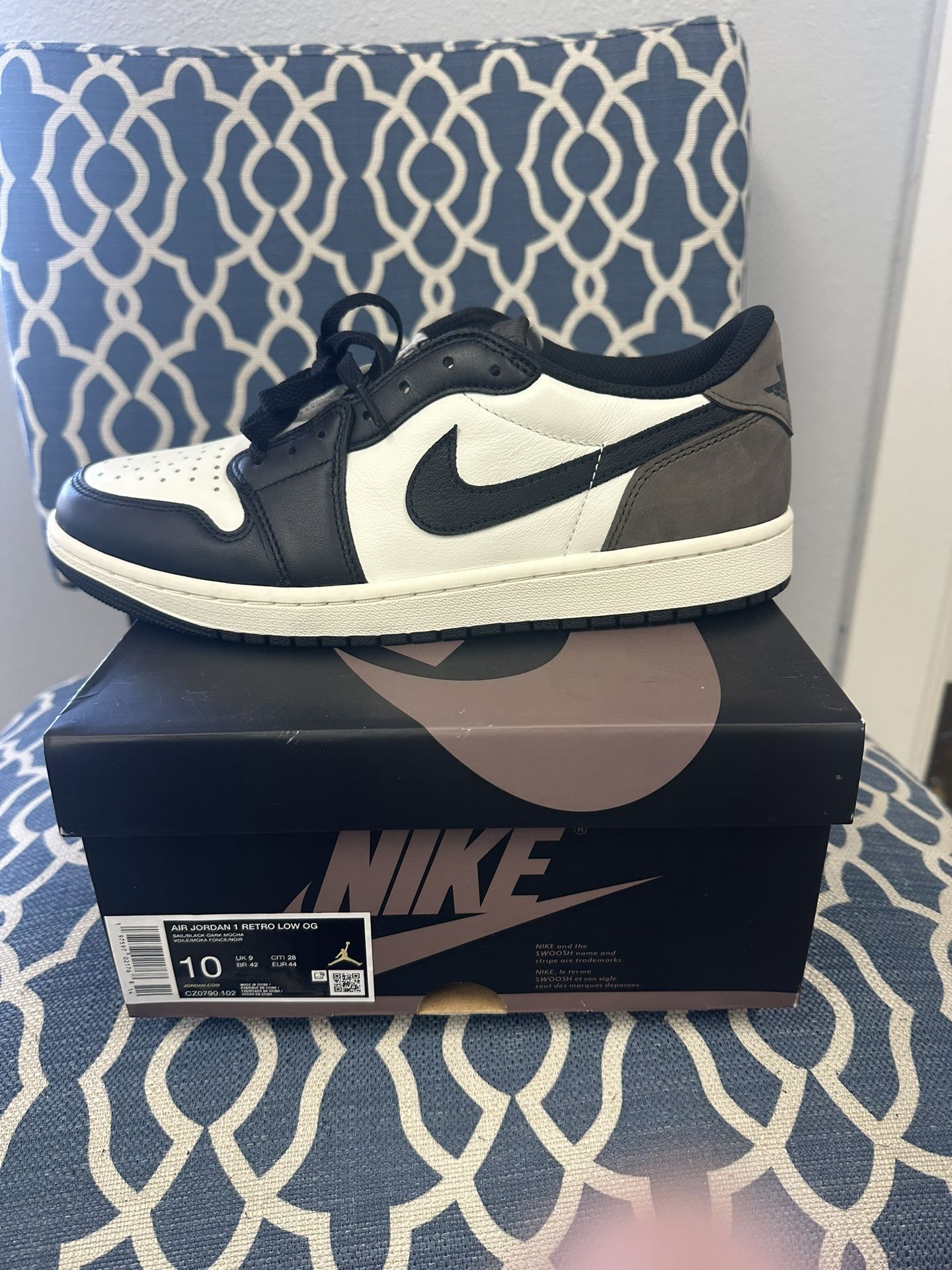 Jordan Low Mocha 