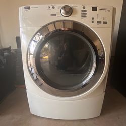Maytag Electric Dryer Works Great